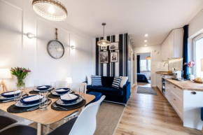 Niebieskie Apartamenty Rowy Apartament 13 z klimatyzacją 100 m do plaży dawniej Blue Marine, Rowy